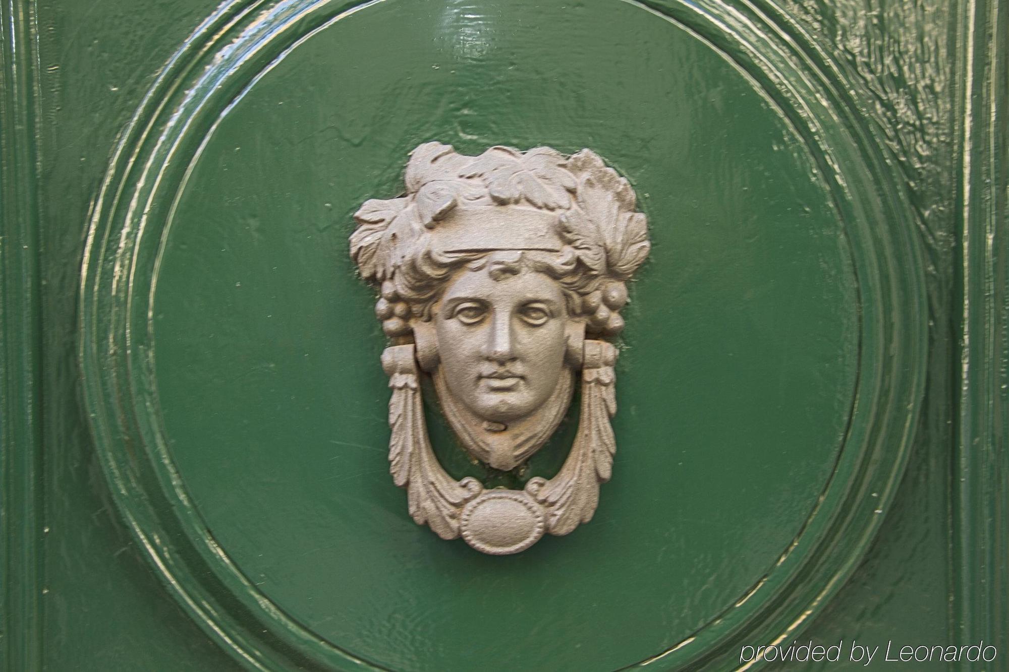 Residenza Canova Tadolini - Guest house
