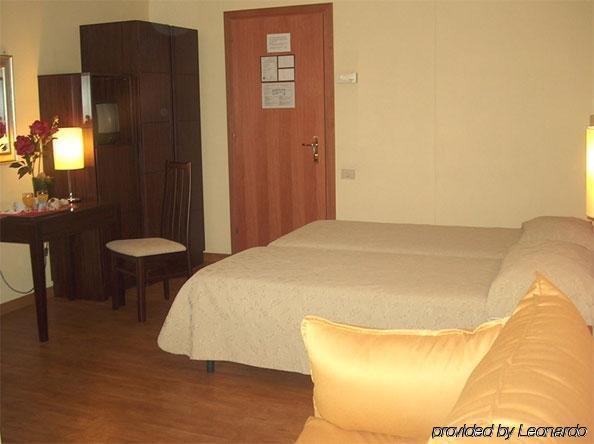 Novecento 3* Rome