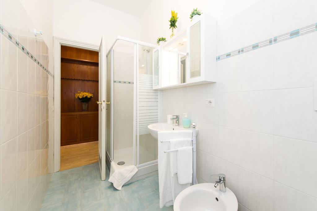 House Gregorio Apartment Rome