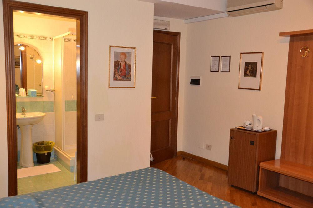 Palazzo Donarelli Rome