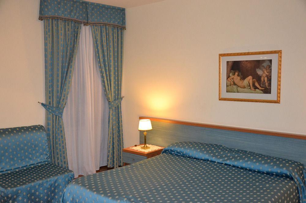 Palazzo Donarelli Apartment