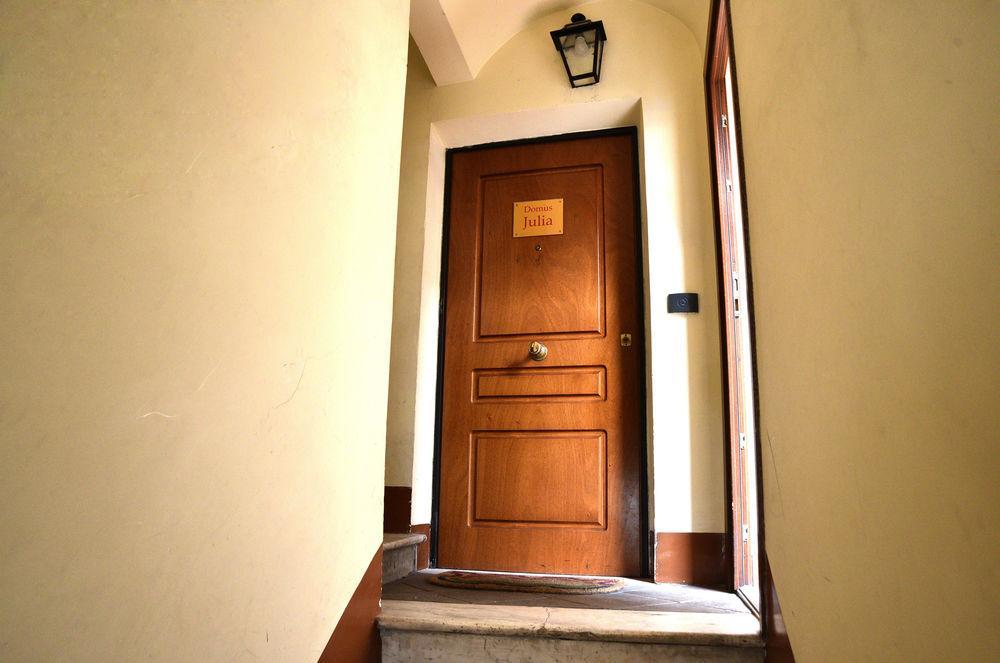 Palazzo Donarelli Apartment