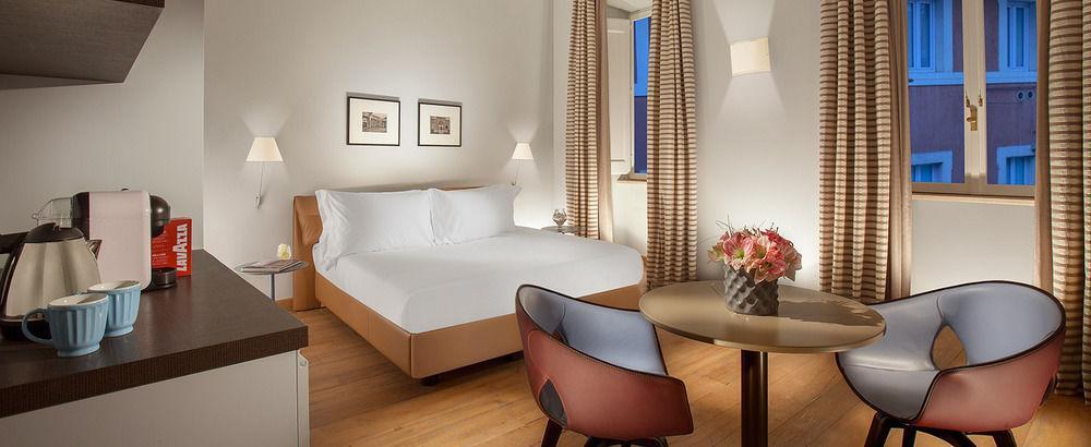 Palazzo Scanderbeg Aparthotel Rome