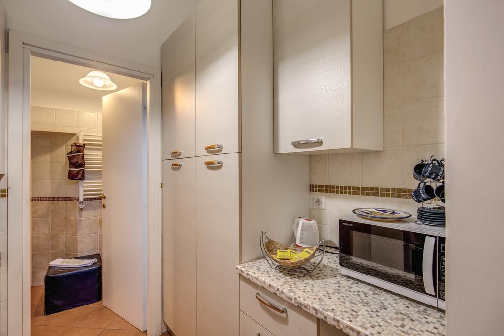 Casetta Campo De Fiori Apartment *