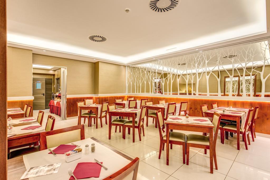 Augusta Lucilla Palace 4* Rome