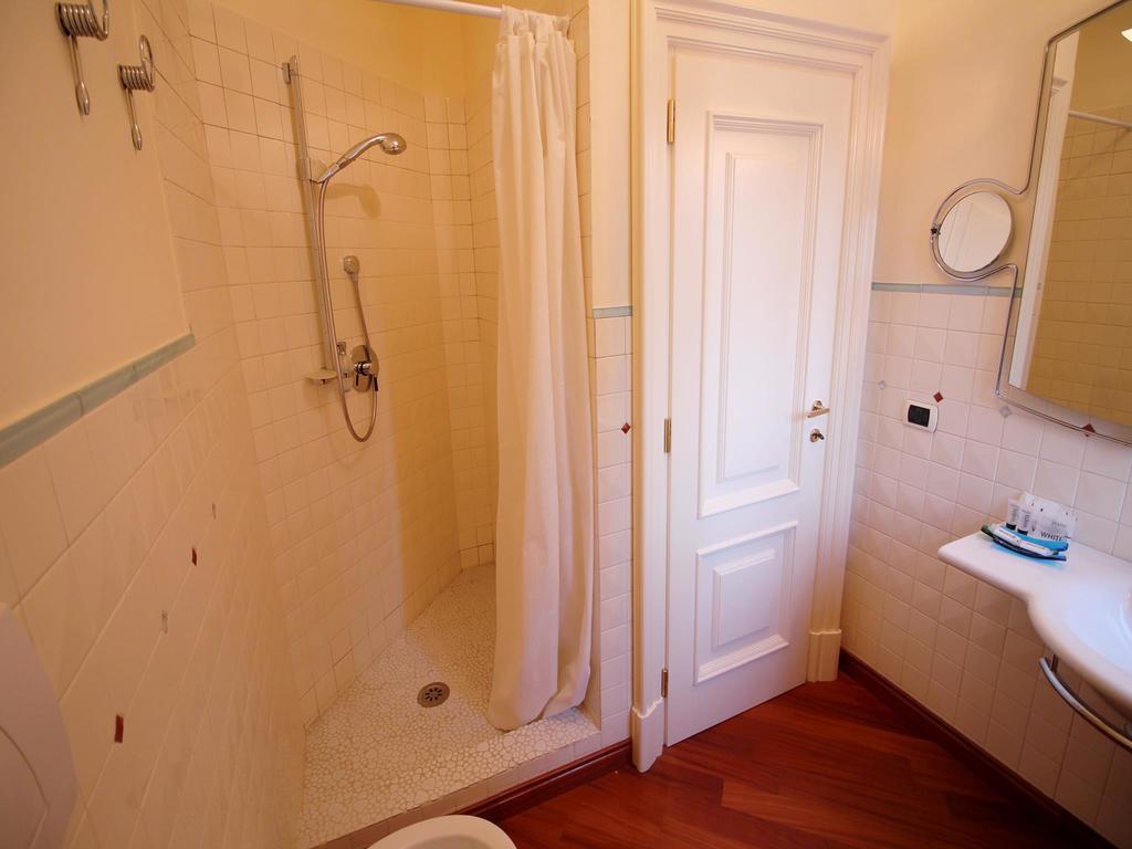 Villa Fratelli Maristi Villa
