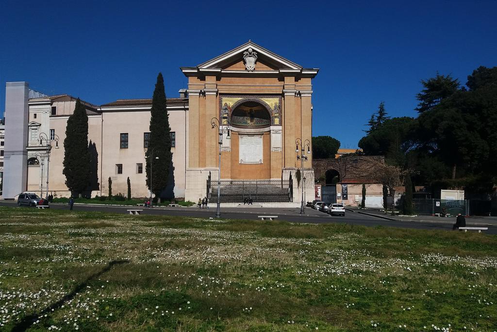 Homestay Sonny House Re Di Affittacamere Rome
