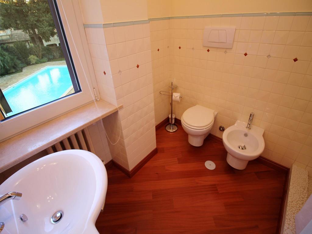 Villa Fratelli Maristi Villa *