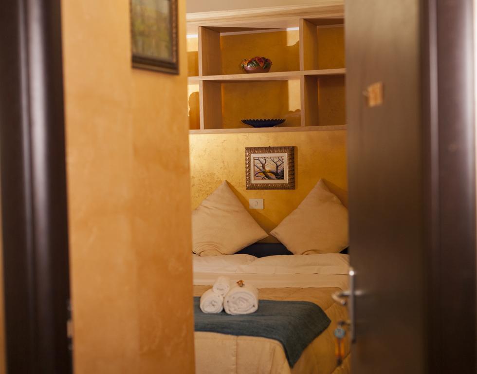 Salaria Luxury