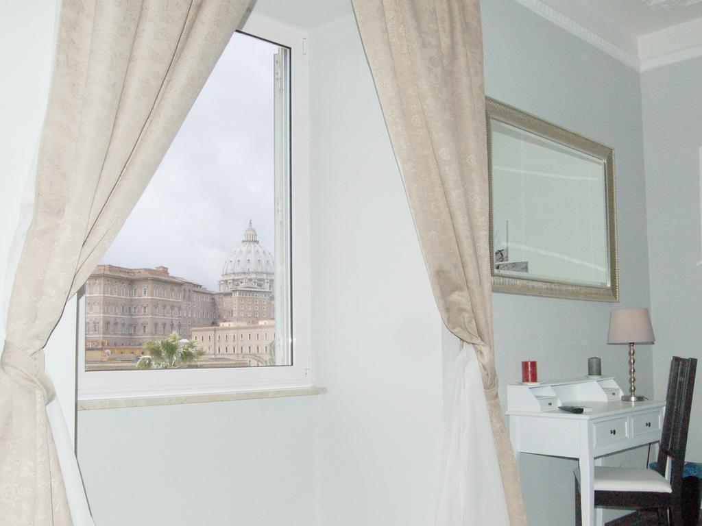 Luiza Vatican House Rome