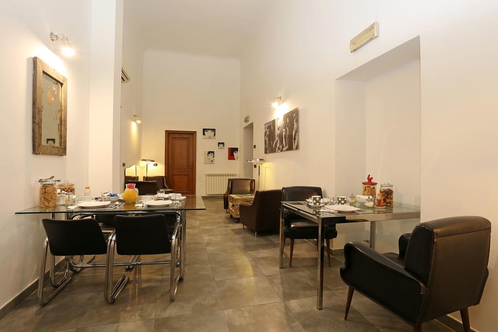 Guest house Mr Frills 2*