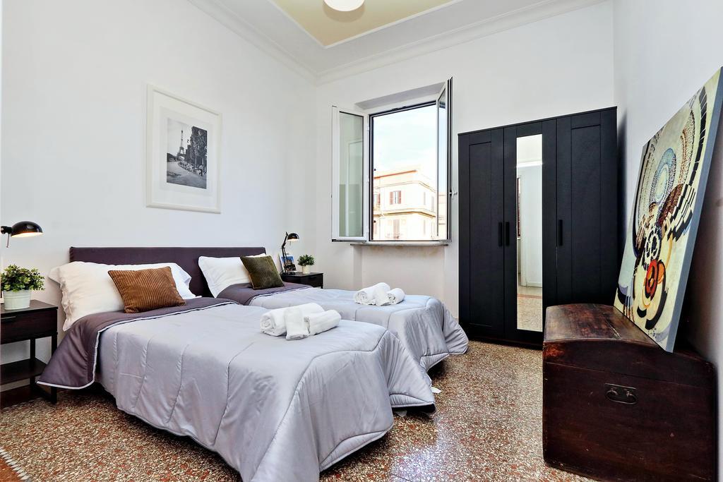 Appartamento Piazza Capponi Roma