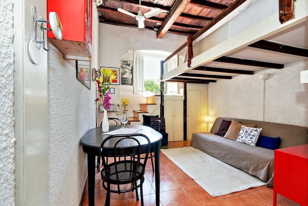 Apartment Pretty Flat Trastevere Rome
