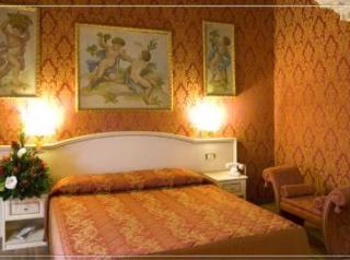 Guest house Residenza Canova Tadolini - 4*