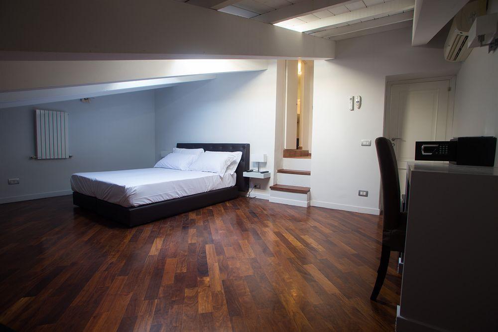 Guest house Relais Arco Della Pace 2*