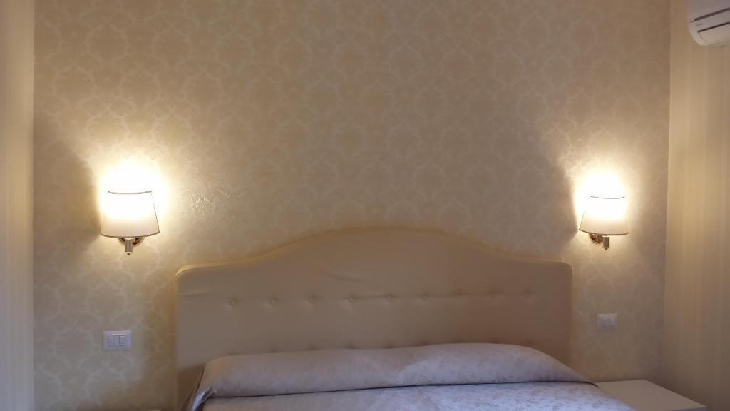 Saturnia Roma