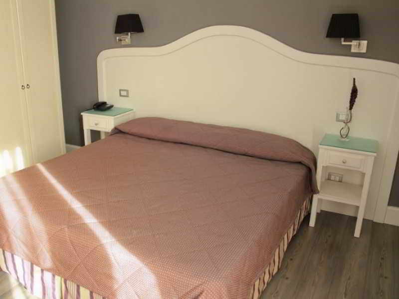 Domus Castrense Bed & Breakfast Rome
