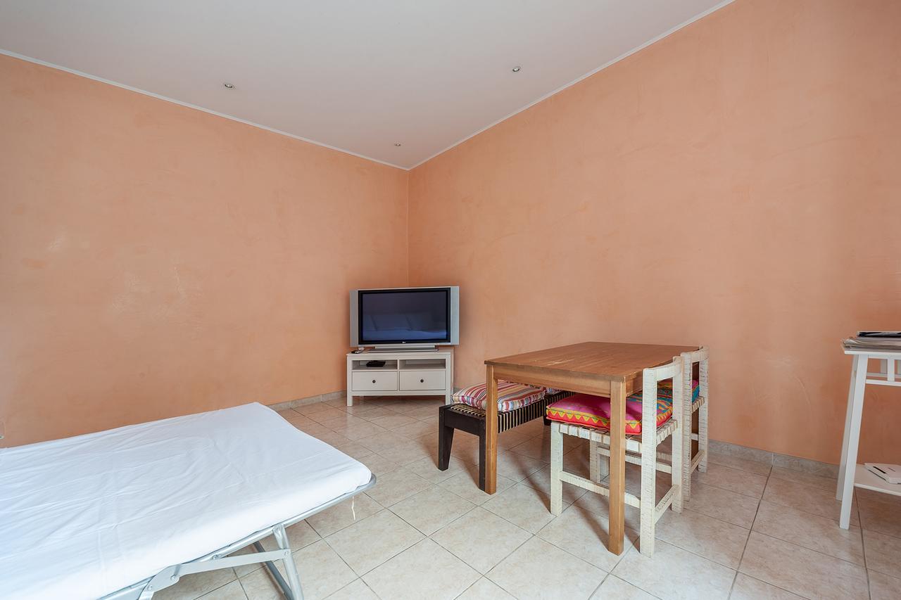 House Lotto29 A Quiet In Garbatella An Amazing Neighborhood Apartment