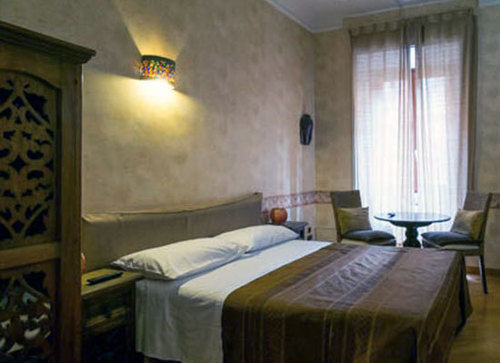 Hotel Twice 3*