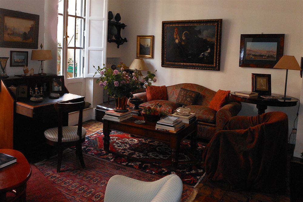 Hotel Casa De Luca A Campo De Fiori 3*
