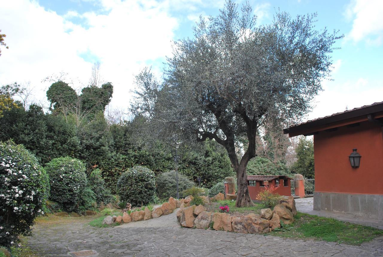 Casale Mostacciano 3*