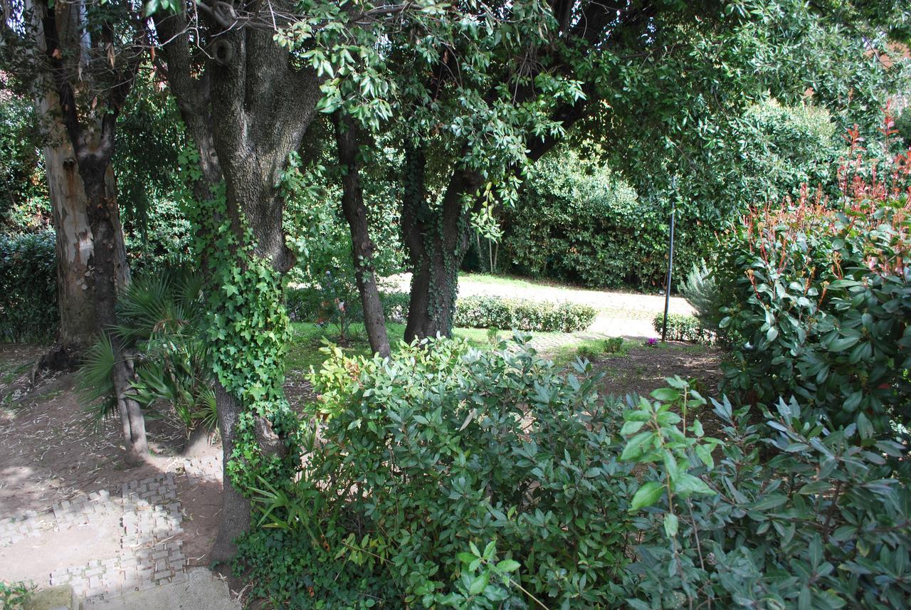 Casale Mostacciano Aparthotel