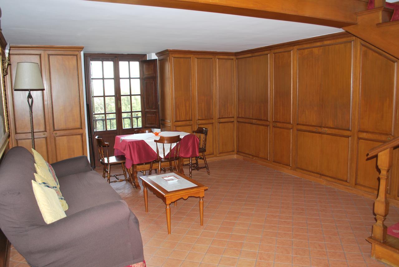 Casale Mostacciano 3* Rome
