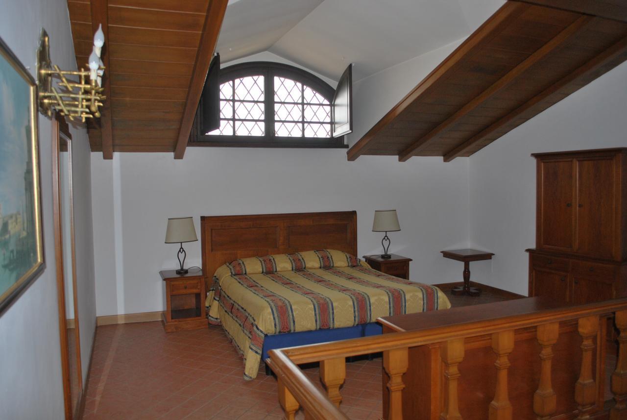 Casale Mostacciano Aparthotel