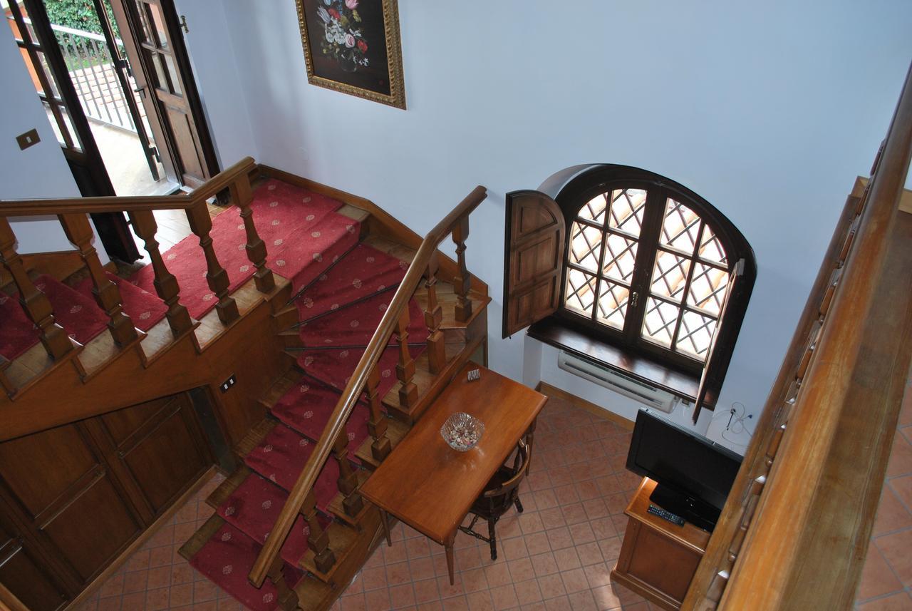 Casale Mostacciano 3* Rome