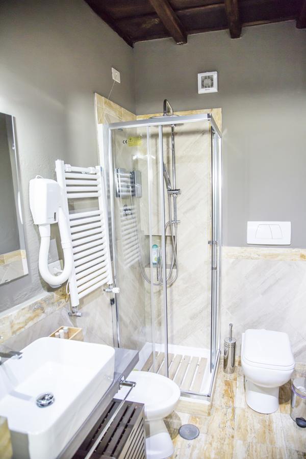 Do-do Navona Guest house