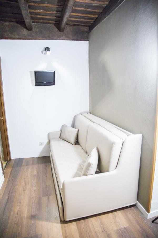 Do-do Navona Guest house