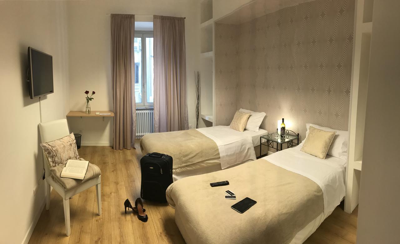 Charming 25 * Roma