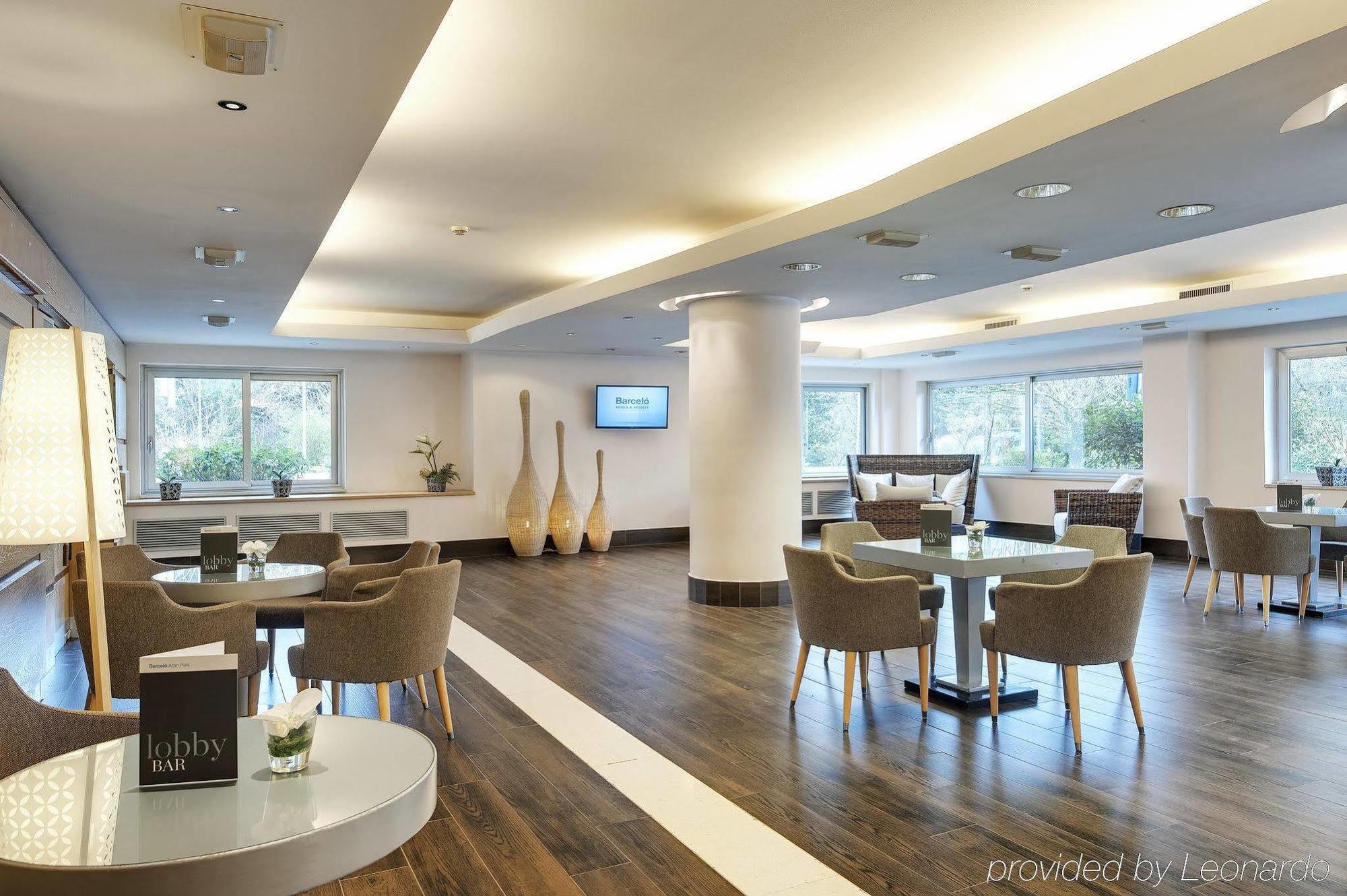 Occidental Aran Park Hotel 4*