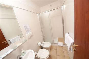 Allegria Fitzroy Cesar Guest house Rome
