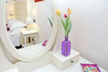 Domus Avi Vaticano Guest house Rome