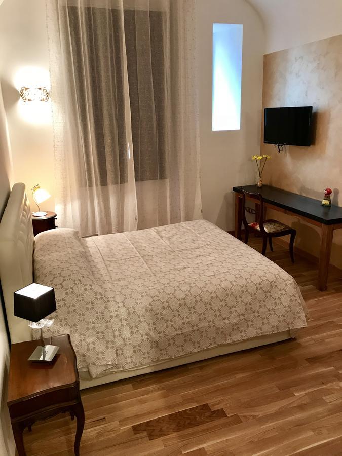 Biancaluna Guest house *