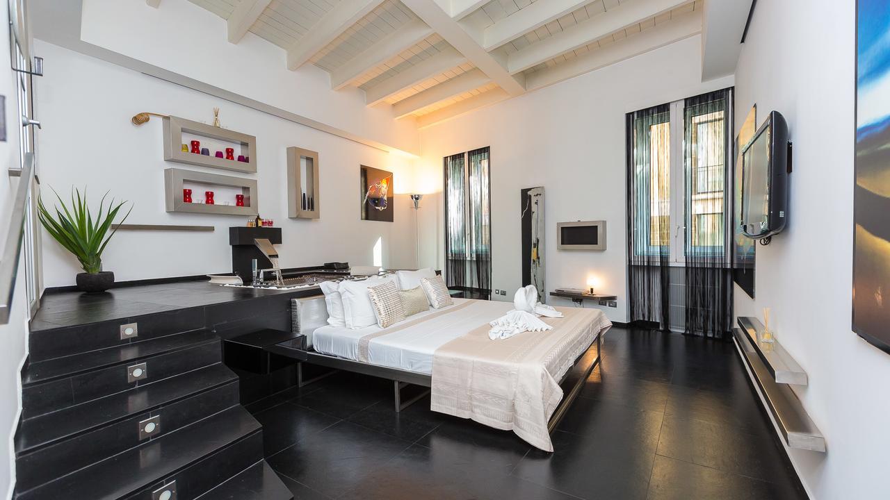 Apartment In Cosmopolitan Hi-tech Rome