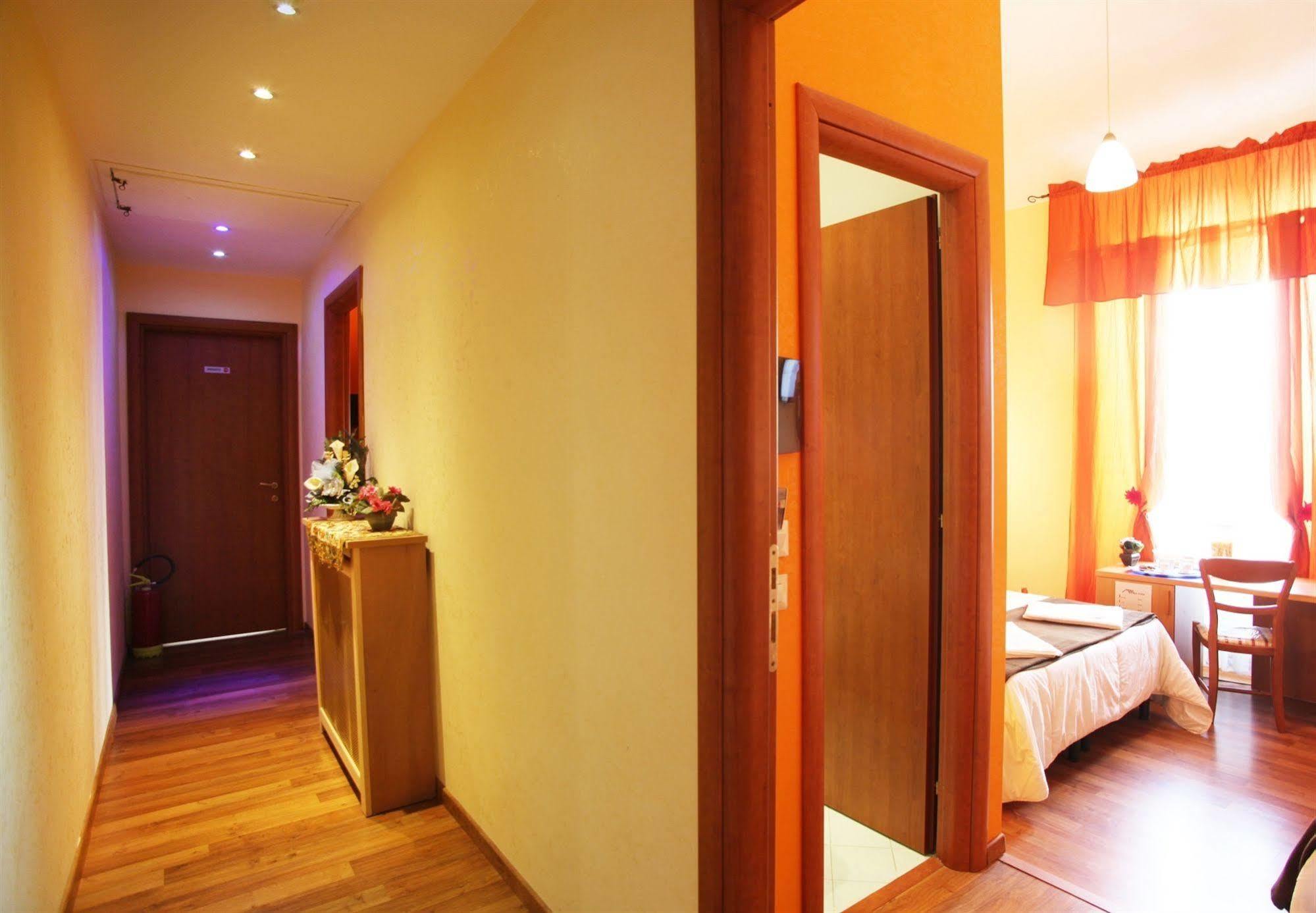Domus Domas & Boutique - Golden Keys Collection Bed & Breakfast Rome