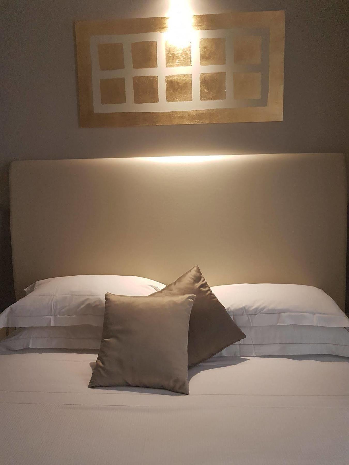 Ludovisi Palace Hotel Rome
