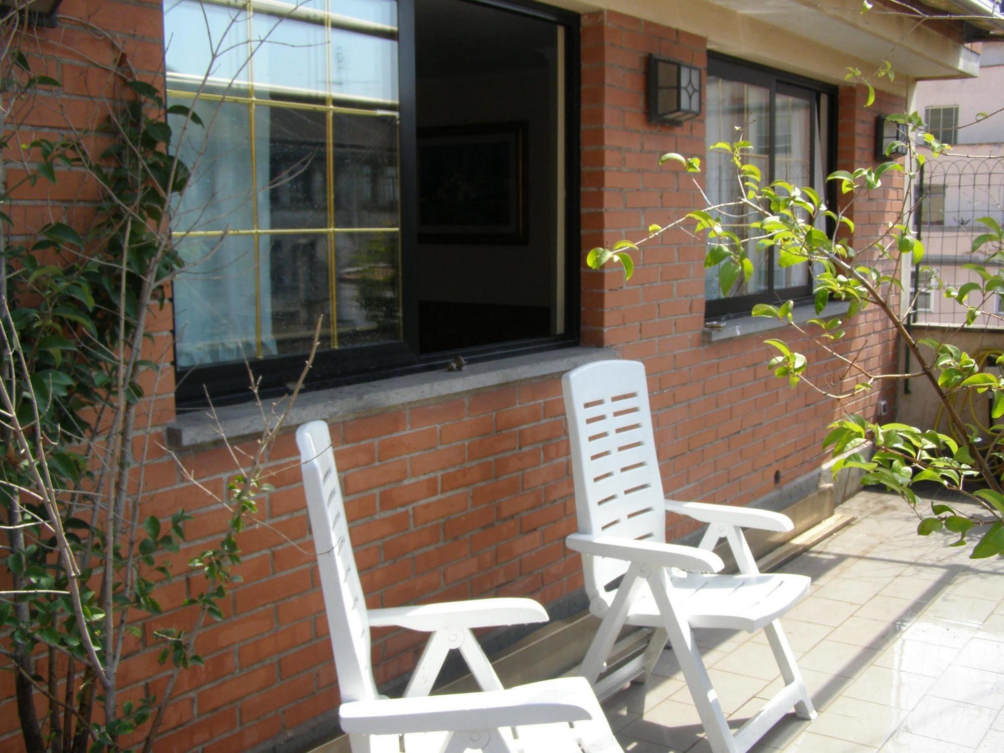 Family House Hotel *