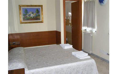 Hotel Family House
