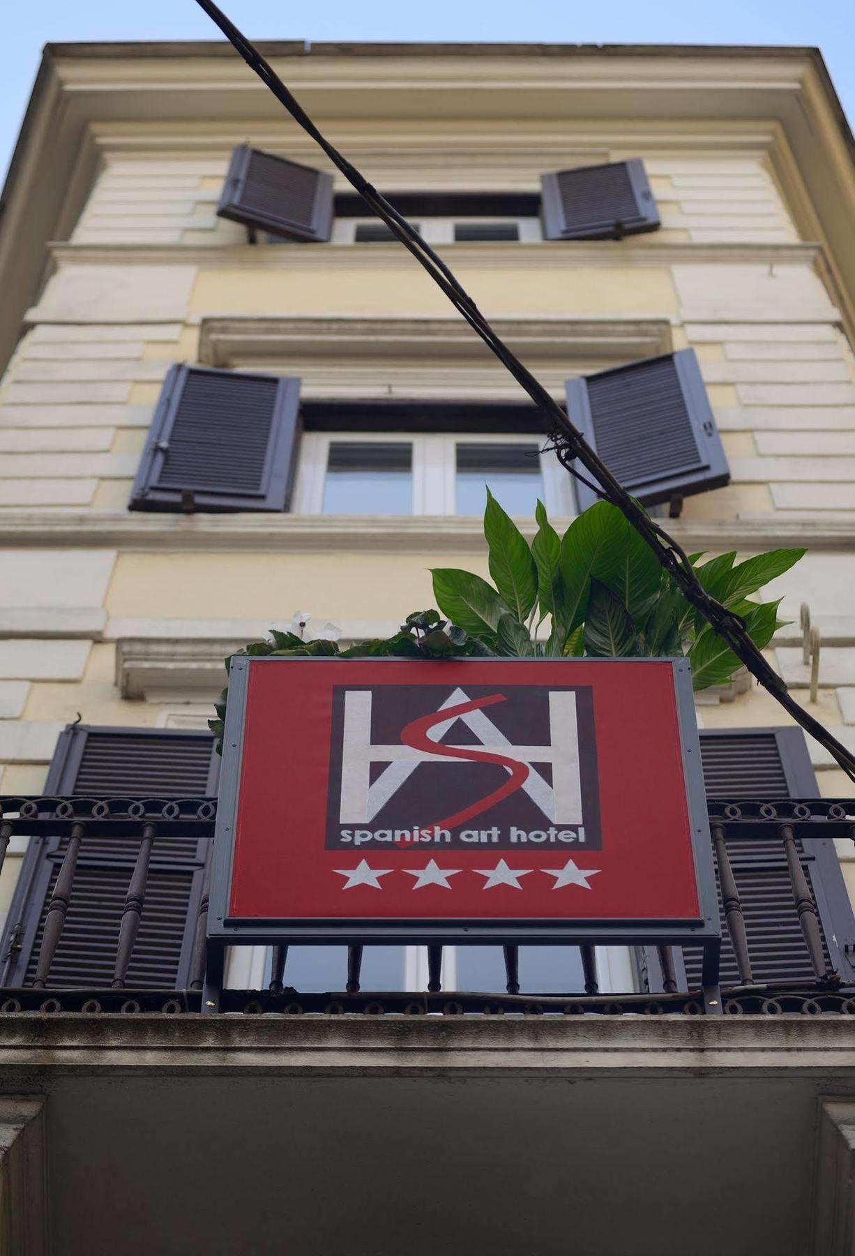 Art - Gruppo Trevi Hotel 4*