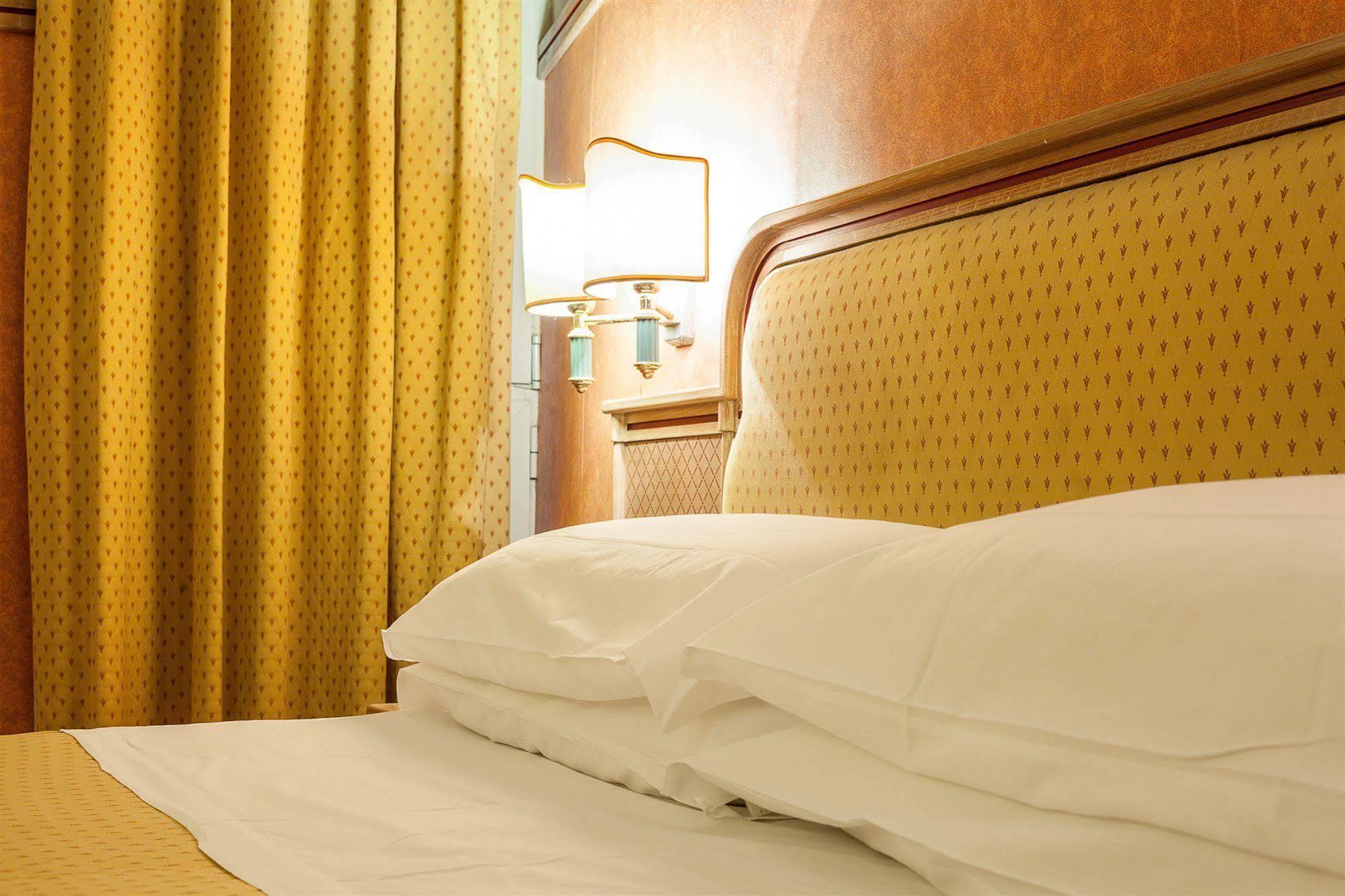 Hotel Pomezia 2*