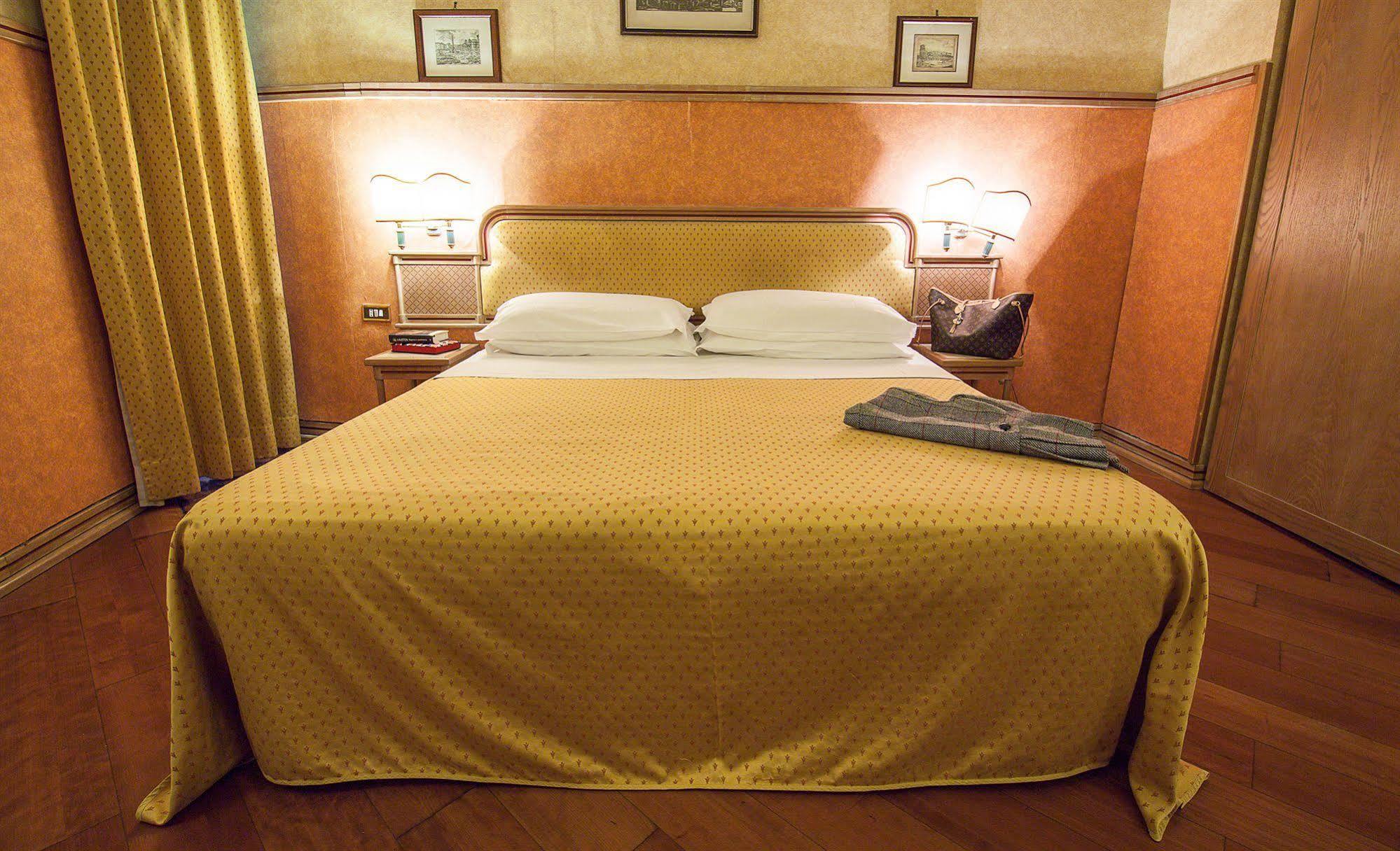 Hotel Pomezia Rome