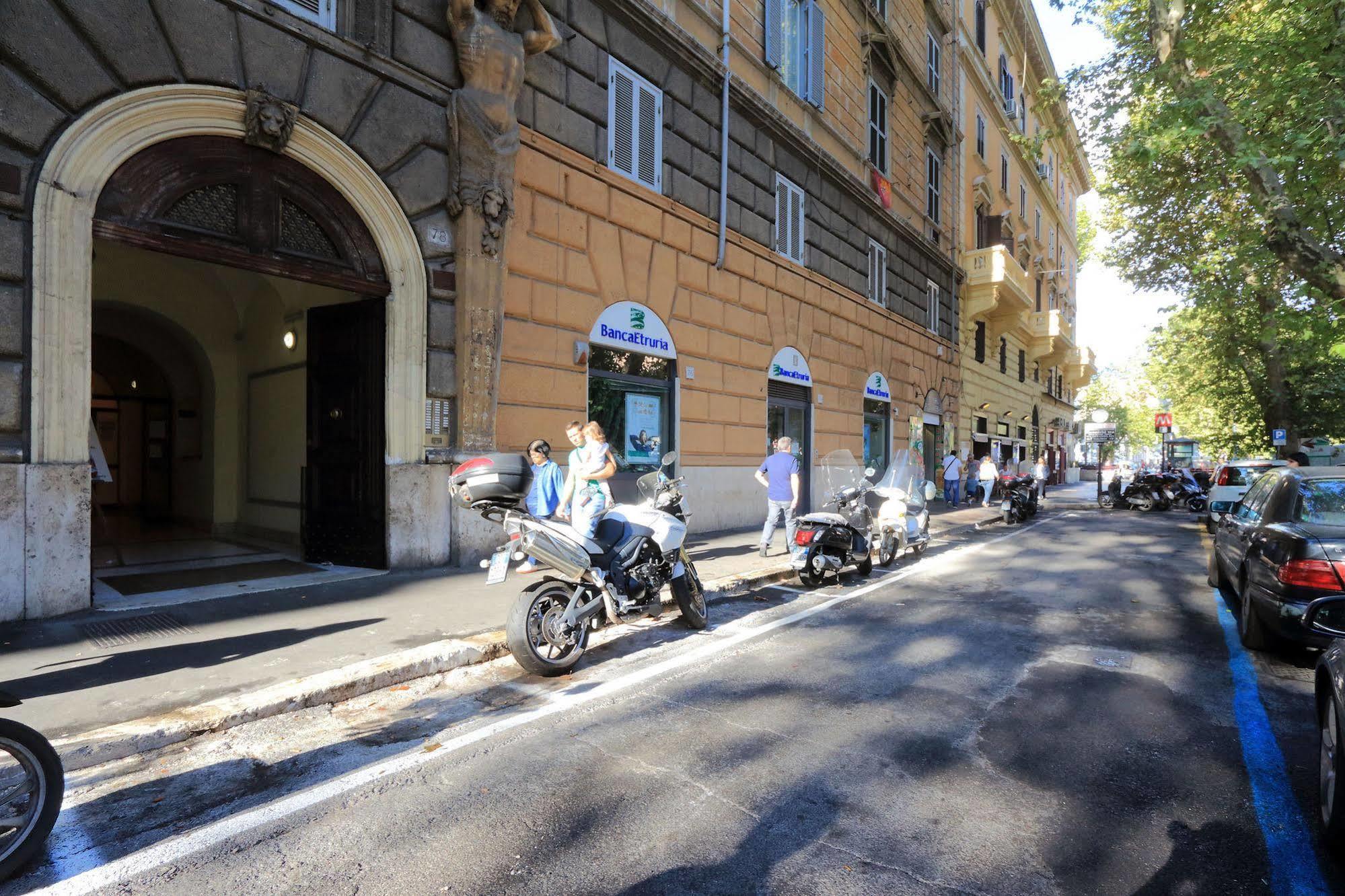 Domus Avi Vaticano Guest house Rome