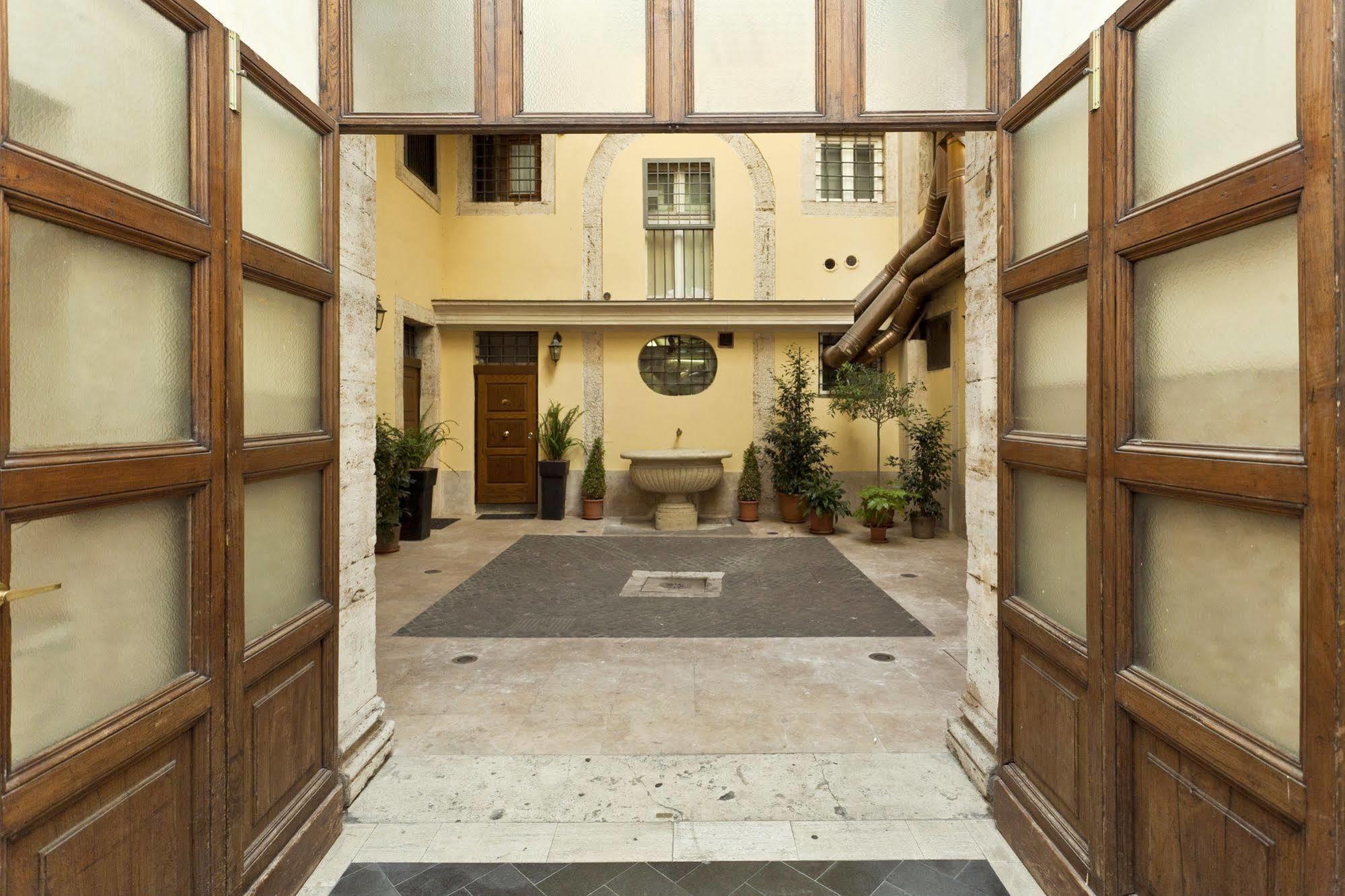 Navona Guest house 2*