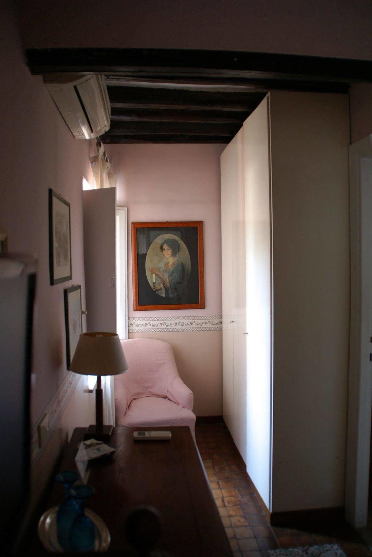 Casa De Luca A Campo De Fiori 3*