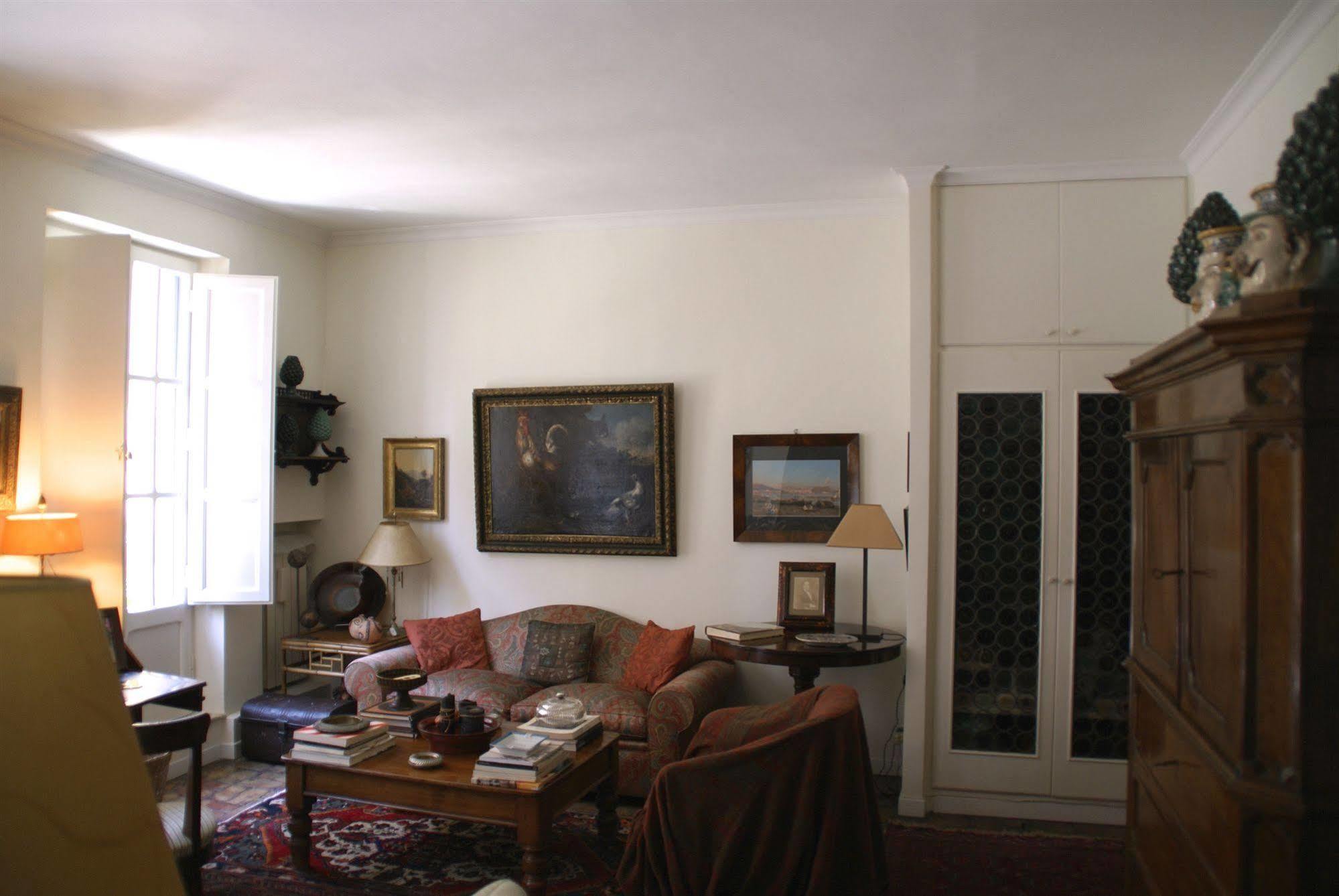 Casa De Luca A Campo De Fiori 3*
