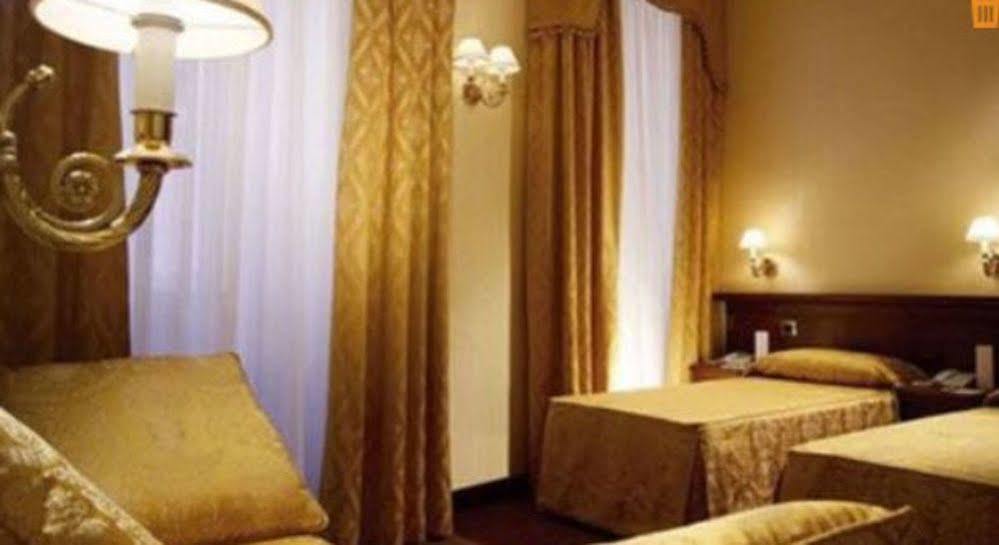 Hosianum Palace Guest house Rome