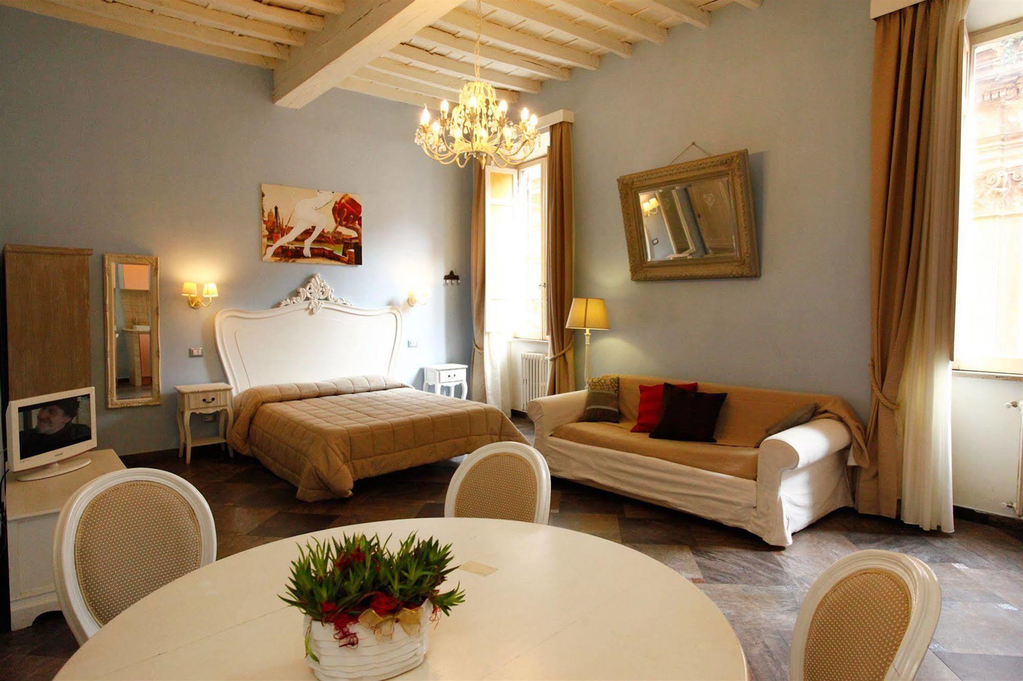 Casa De Fiori Rome